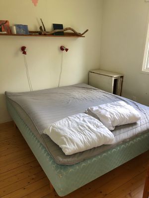 Mysig stuga nära vattnet på Djurö - Bild 11