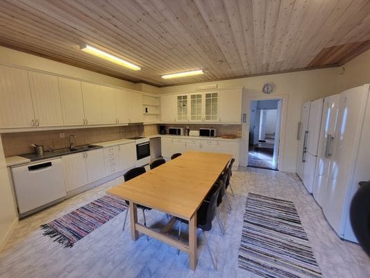 Bild 3 på Stort boende för 24 pers i Bokenäs på västkusten