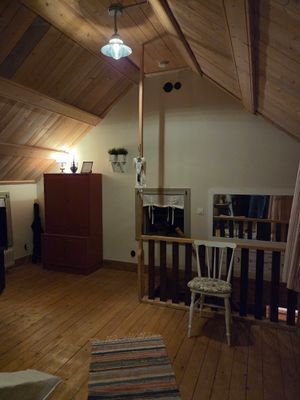 Modernt boende i 1700-talsmiljö lakan o städ ingår - Bild 36