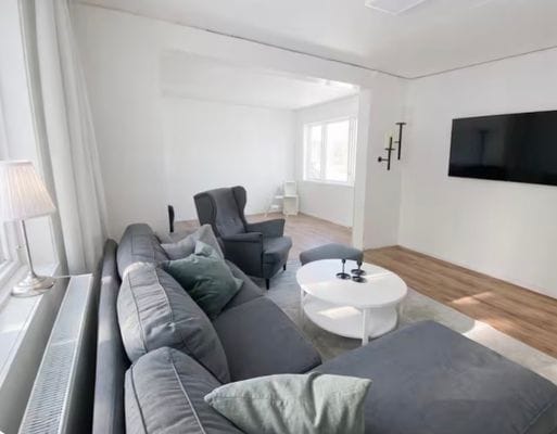 Hus i Högland - Långsele vid fiske. - Bild 5