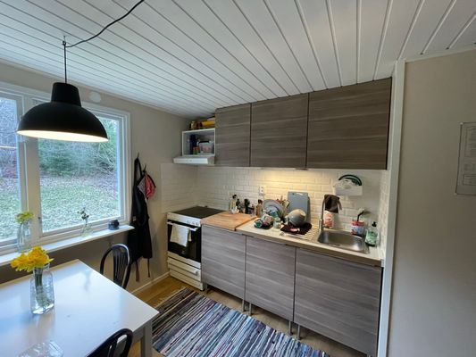 Stuga mitt i skogen - Bild 5