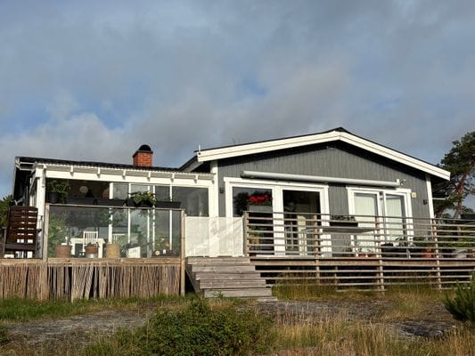 Idyllisk Skärgårdsvilla med milsvid havsutsikt - Bild 4