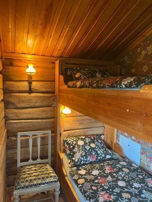 Mysig timmerstuga belägen i Bonäs vid Orsasjön - Bild 12