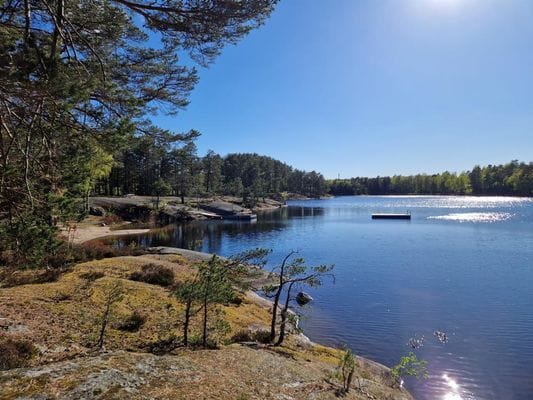 Strömmadal Värmdö Nära badsjö - Bild 47