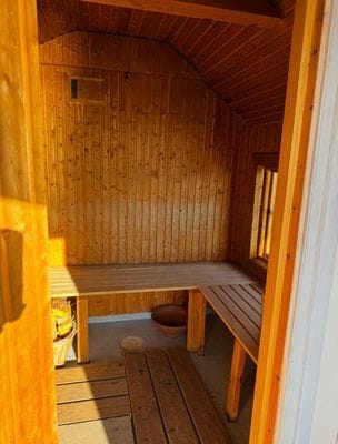 Egen udde med bastu, bryggor och magisk solnedgång - Bild 14