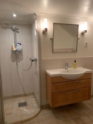 Herrgårdsflygel i blomsterpark (ca 14 pers) - Bild 38