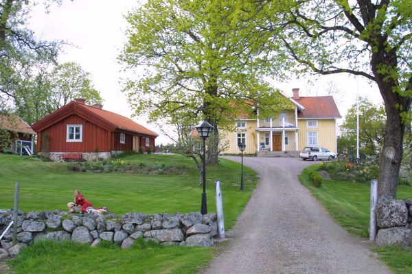 Stuga på landet - nära Kolmården