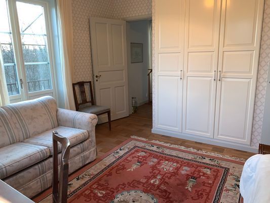 Herrgårdsflygel i blomsterpark (ca 14 pers) - Bild 21