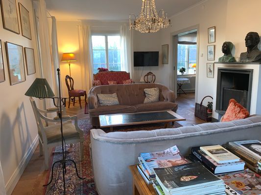 Herrgårdsflygel i blomsterpark (ca 14 pers) - Bild 43