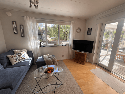 Sommaridyll nära bad och hamn – med privat jacuzzi - Bild 7