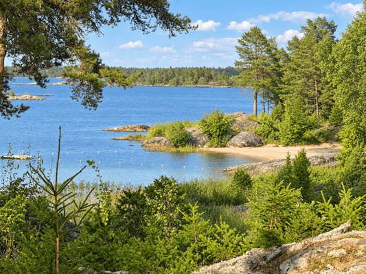 Sommaridyll nära bad och hamn – med privat jacuzzi - Bild 27
