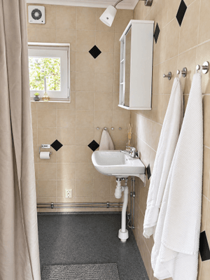 Sommaridyll nära bad och hamn – med privat jacuzzi - Bild 16