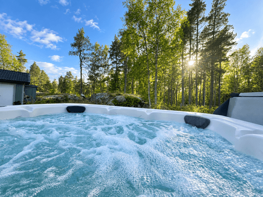 Sommaridyll nära bad och hamn – med privat jacuzzi - Bild 26