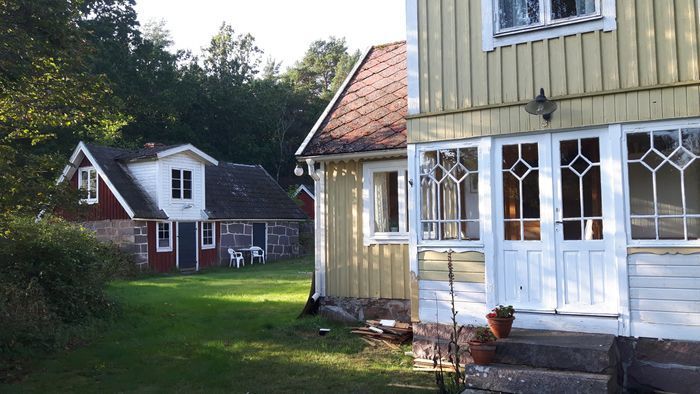 Charmigt Blekingehus nära havet i Torhamn - Bild 3