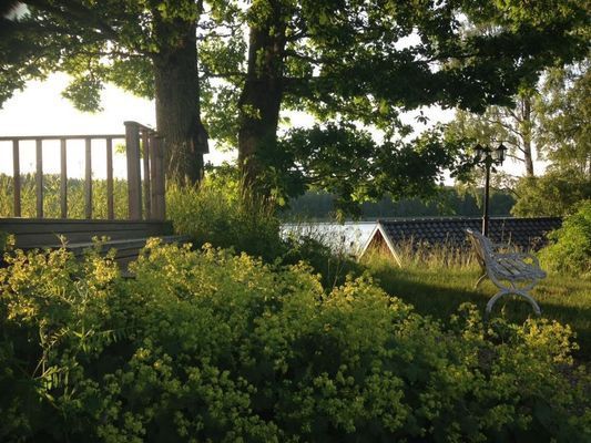 Fantastiskt familjehus med sjötomt och bastu - Bild 38