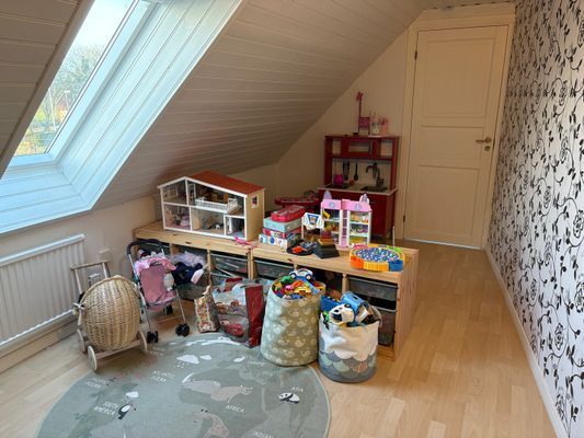 SOLHAGEN - Kullahalvön lantligt nära hav och natur - Bild 35