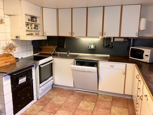 Stuga på sjötomt med avskilt läge - Bild 7