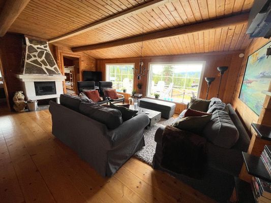 Fjällstuga m öppenspis & vedeldad bastu - Bild 15