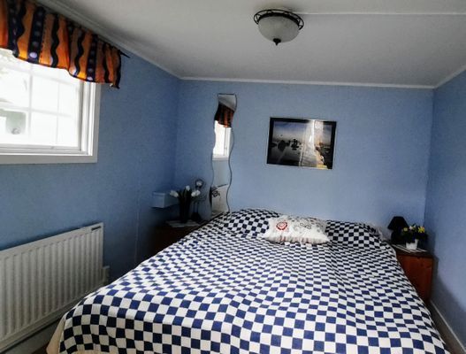 Härliga Lickershamn. Nära badstrand och raukar - Bild 9