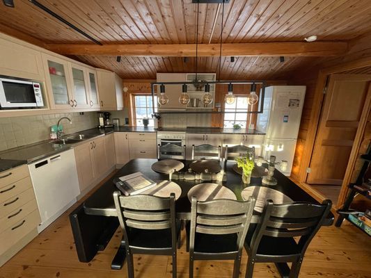 Fjällstuga m öppenspis & vedeldad bastu - Bild 21