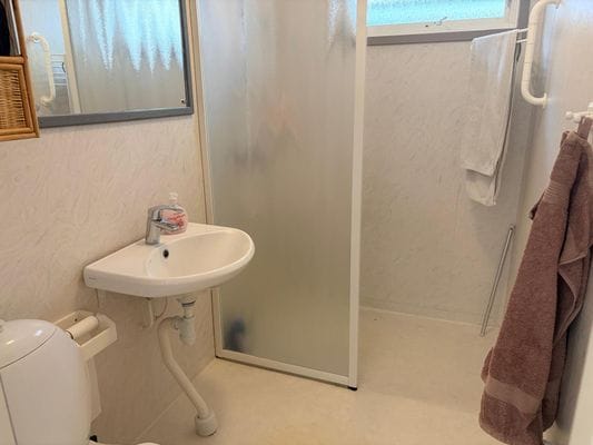 Familjehus i Bräkne-Hoby – trädgård, grill & AC - Bild 8