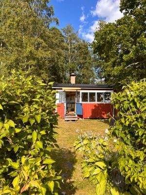 40-tals stuga med sjötomt vid Vänern - Bild 4