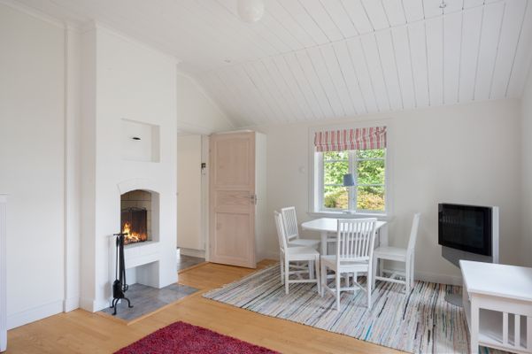 Vacker villa vid kusten i skärgården - Bild 15