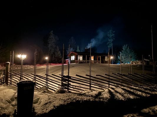 Sjönära stuga med spabad och brygga - Bild 5