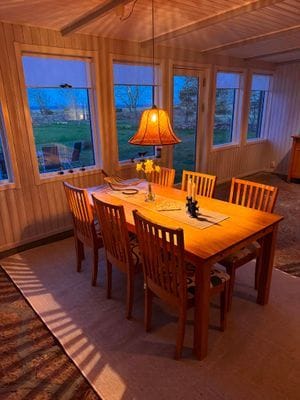 Stuga vid Össby med havsutsikt och enskilt läge - Bild 8