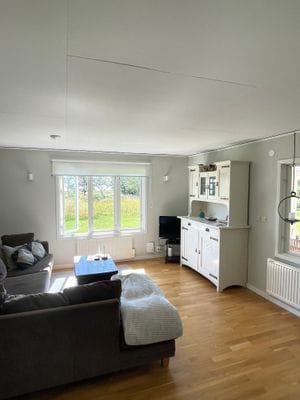 Stuga vid Össby med havsutsikt och enskilt läge - Bild 5