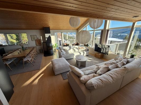 Lyxig ski-in ski-out stuga 157 m2
