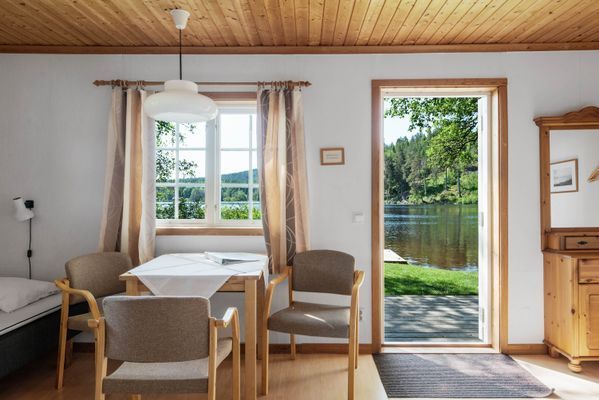 Rum 21 – egen ingång och terrass vid vattnet