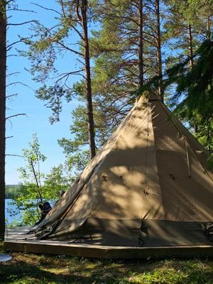 Bo i kåta på egen ö i Alsensjön - Bild 9