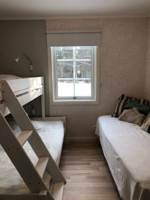 Mysig stuga nära Herta strand - Bild 7