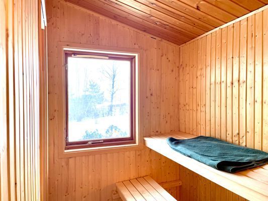 Bastu i separat hus med fin utsikt