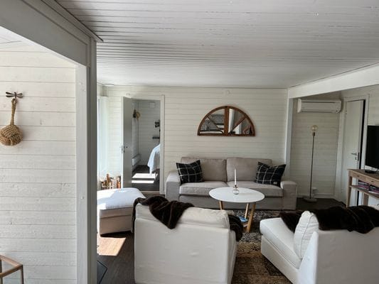 Trivsamt fritidshus i Kaggebo nära hav och bad - Bild 7