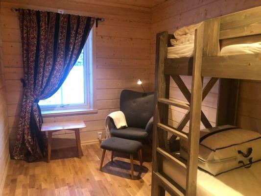 VILLA SKALSVALLEN, Skalets torg, inomhusbordtennis - Bild 73