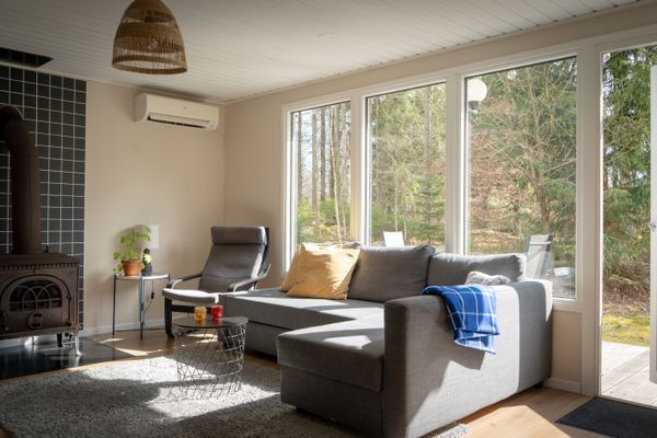 Stuga mitt i skogen - Bild 4