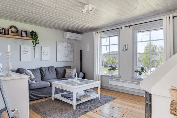 Charmigt hus vid Ljusnan, nära Järvsöbacken & bad - Bild 11