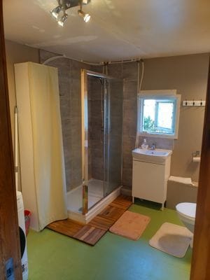 Lugn och Mysigt Fristående Villa - Bild 9