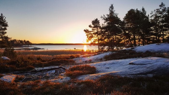 Vackra promenadstråk vid Vänern.