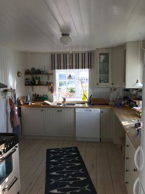 Sjönära hus med vacker havsutsikt - Bild 6