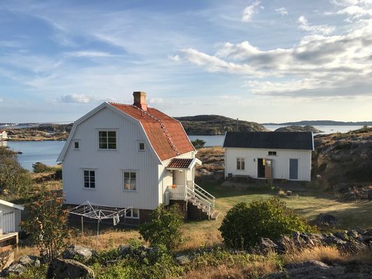 Sjönära hus med vacker havsutsikt - Bild 2