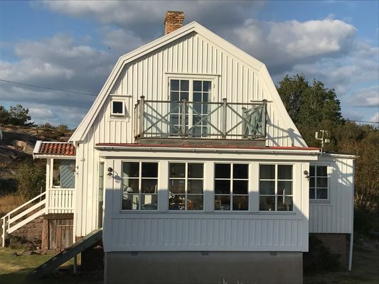 Sjönära hus med vacker havsutsikt - Bild 3