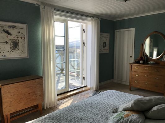 Sjönära hus med vacker havsutsikt - Bild 12