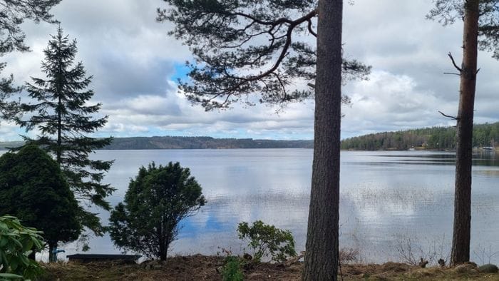 Hus Kilstrand vid sjökanten av Sävensjön - Bild 30
