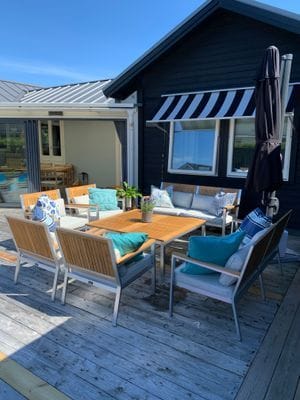 Familjevilla med uppvärmd pool & bastu nära havet - Bild 28