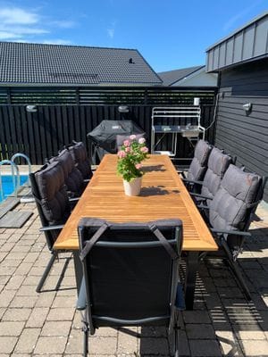 Familjevilla med uppvärmd pool & bastu nära havet - Bild 27