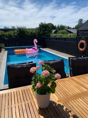 Familjevilla med uppvärmd pool & bastu nära havet - Bild 29