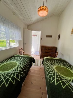 Gårdshus på Hamnvägen i Burgsvik - Bild 2